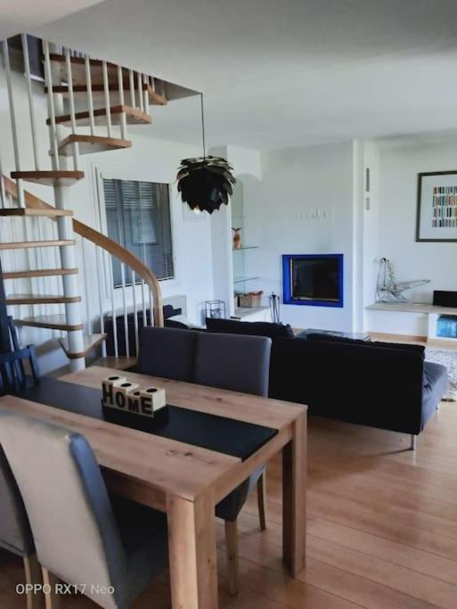 Appartement Au Coeur Du Village De Callian Eksteriør bilde