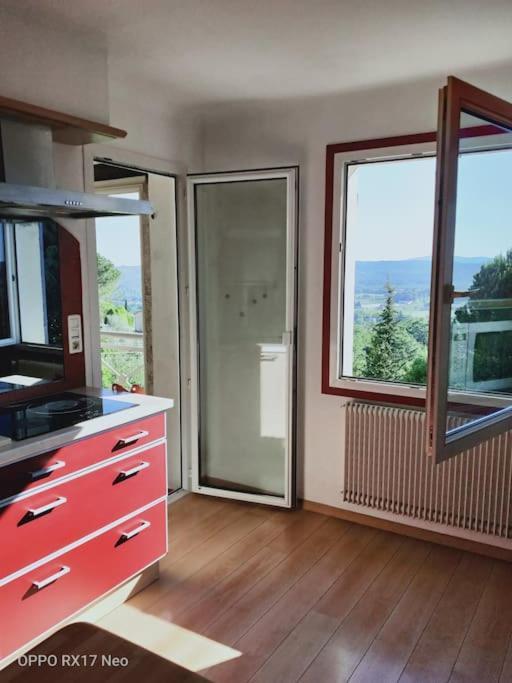 Appartement Au Coeur Du Village De Callian Eksteriør bilde